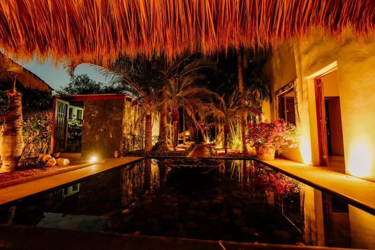 Dream Villa With Private Beach And Catering Zihuatanejo Buitenkant foto